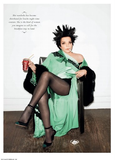 Liza Minnelli in green photo shoot, UK magazine Love 2011.jpg